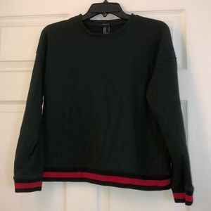 Forever 21 sweatshirt/ sweater